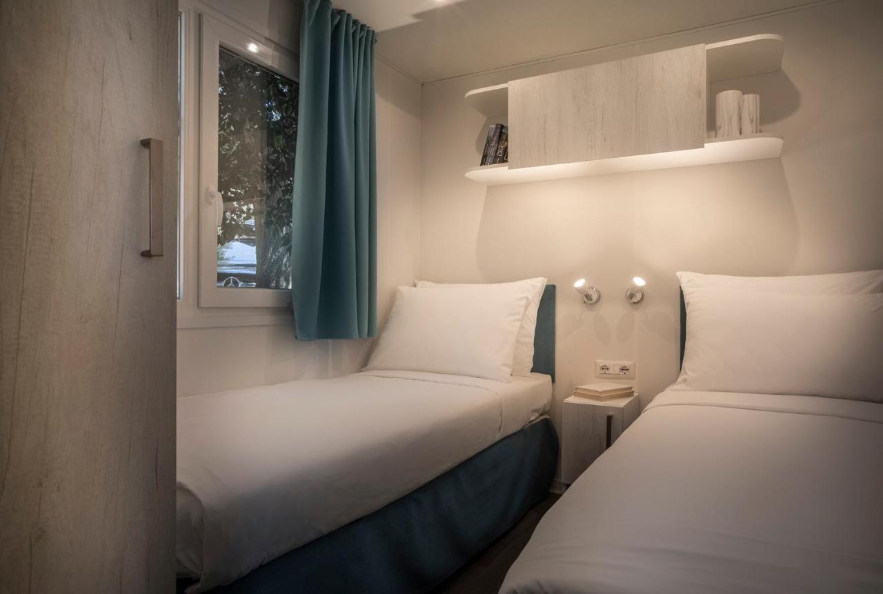 Maistra Camping Koversada Uncovered Naturist Mobile Homes Vrsar Exteriör bild