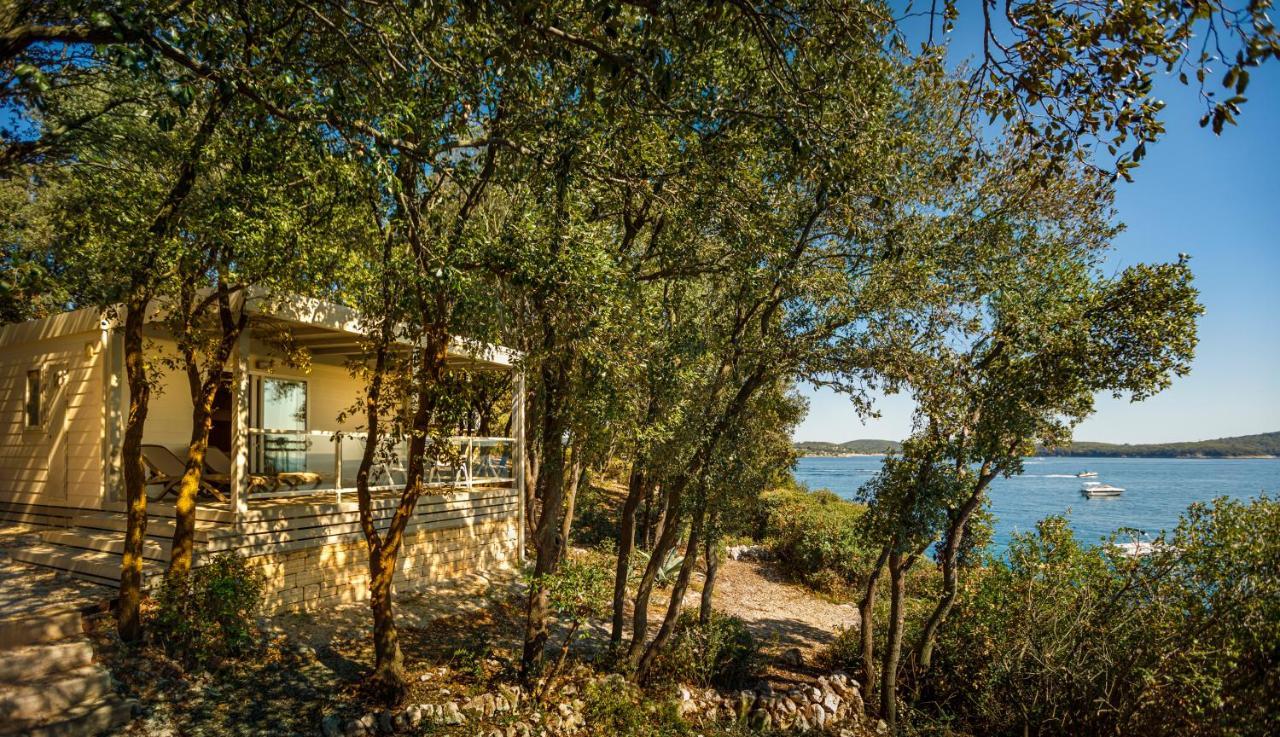Maistra Camping Koversada Uncovered Naturist Mobile Homes Vrsar Exteriör bild