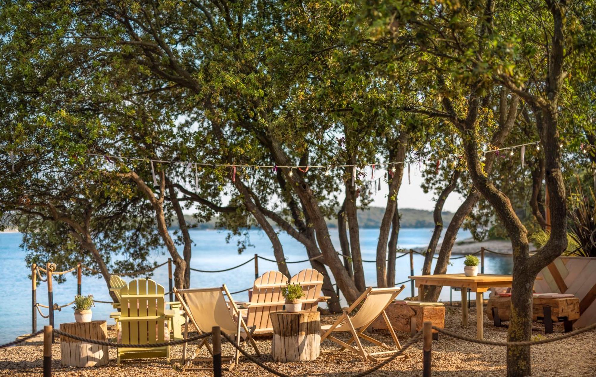 Maistra Camping Koversada Uncovered Naturist Mobile Homes Vrsar Exteriör bild